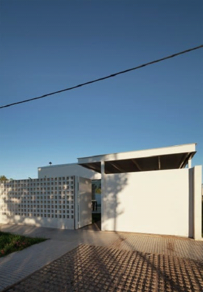 One-Storey Two-Bedroom House Plans, Minimalist Exterior Design Civil Experience Main Facade Of The House Photos Federico Cairoli Civil Experience